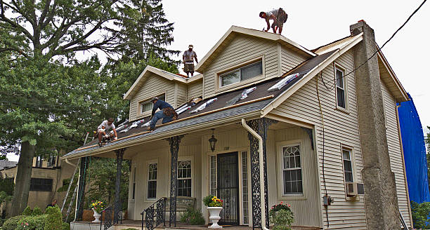 Best Best Roofing Contractors  in Lynchburg, MS